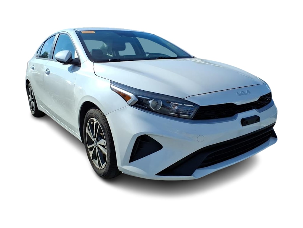 Thumbnail: 2023 Kia Forte - 10