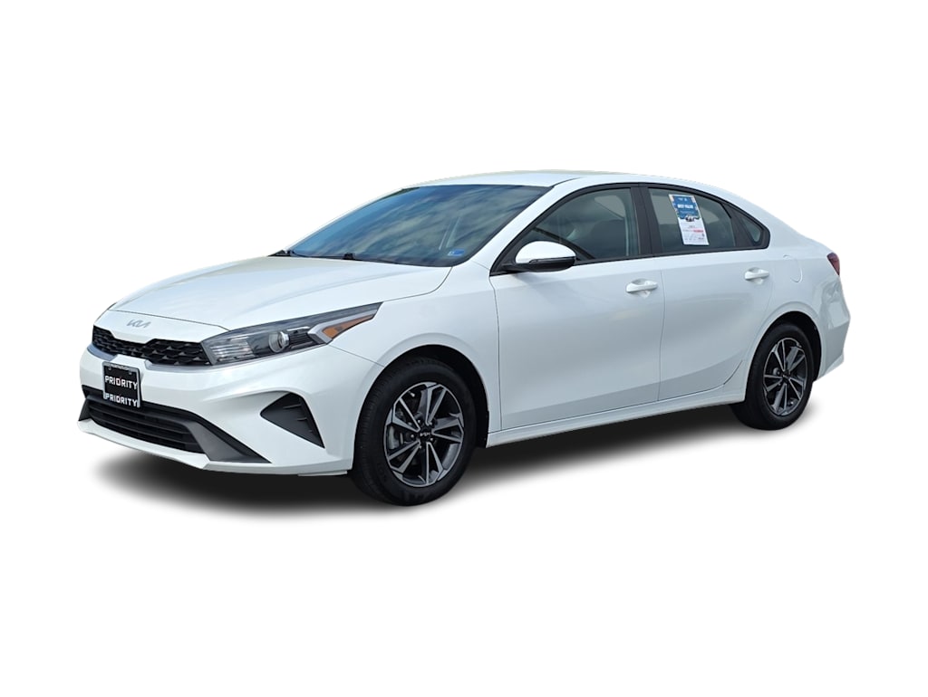 Thumbnail: 2024 Kia Forte - 23