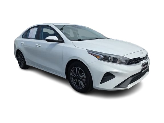 Thumbnail: 2024 Kia Forte - 22