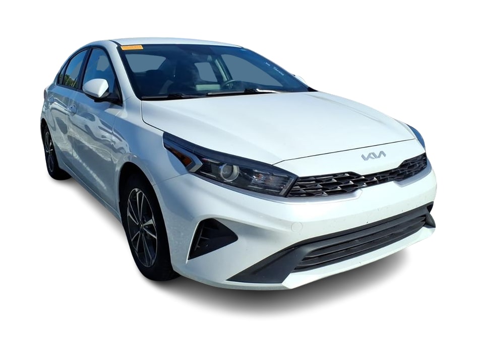 Thumbnail: 2024 Kia Forte - 11
