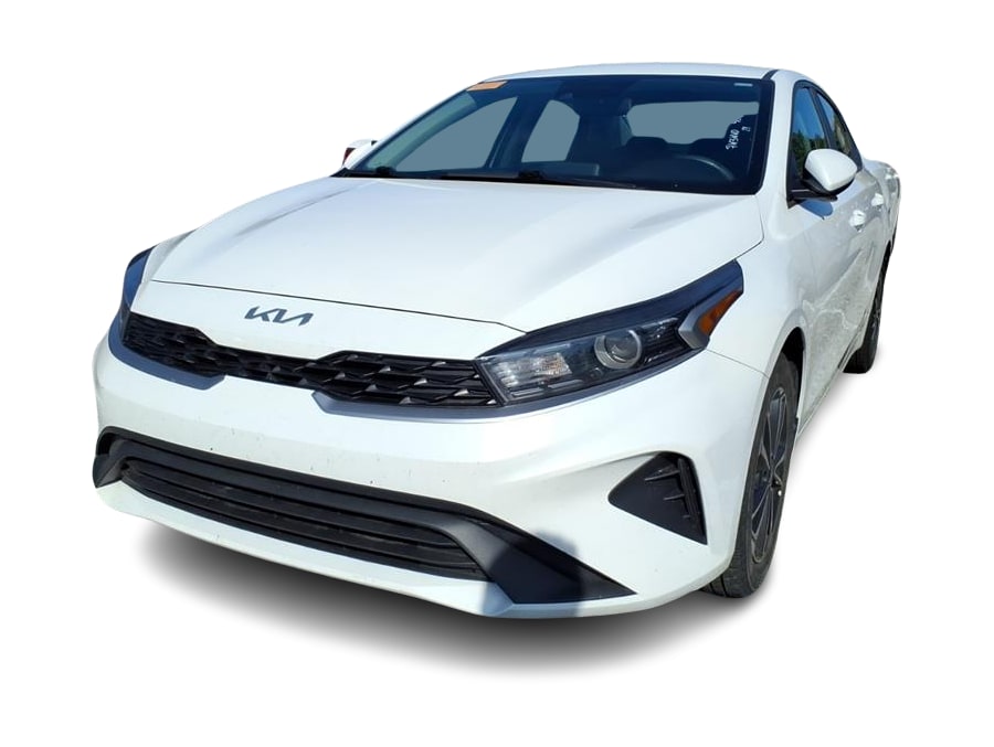 Thumbnail: 2024 Kia Forte - 4