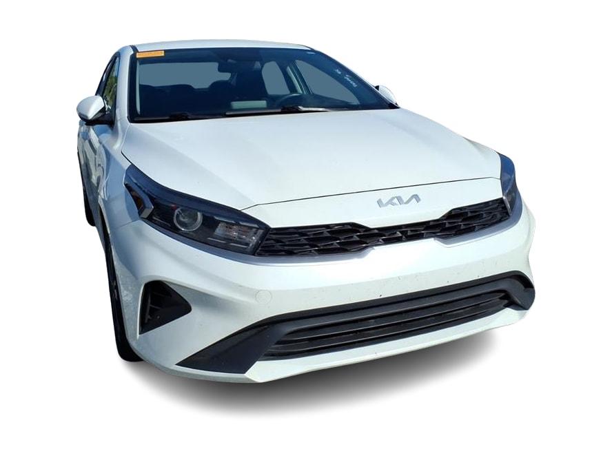 Thumbnail: 2024 Kia Forte - 9