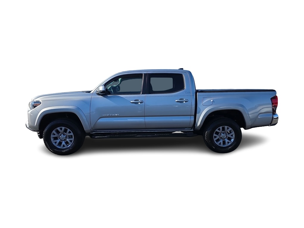 Thumbnail: 2019 Toyota Tacoma - 3