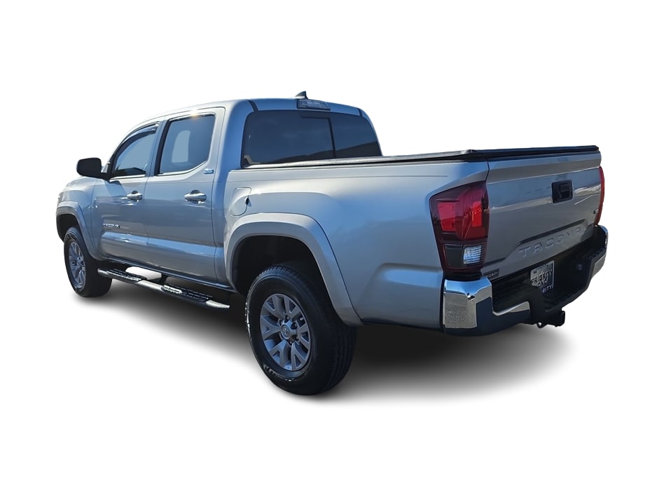 Thumbnail: 2019 Toyota Tacoma - 4