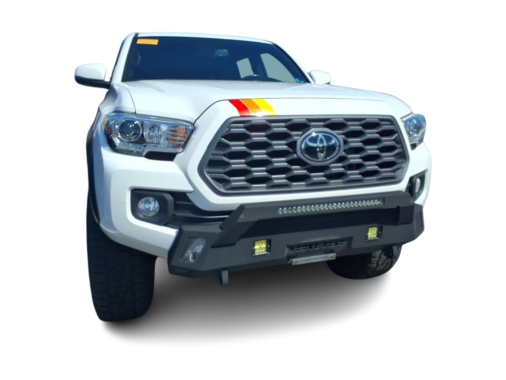 Thumbnail: 2023 Toyota Tacoma - 7