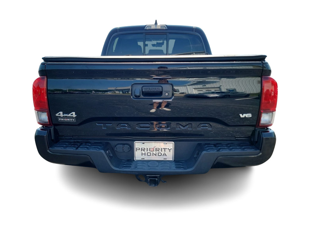 Thumbnail: 2022 Toyota Tacoma - 5
