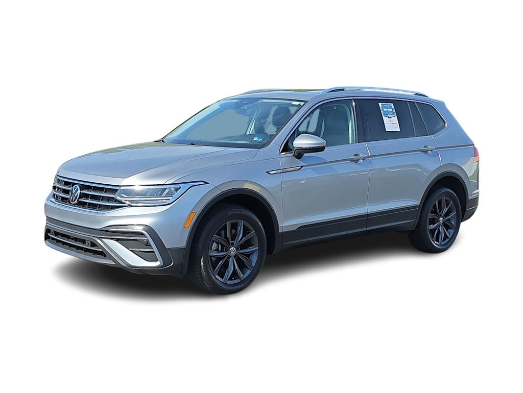 Thumbnail: 2022 Volkswagen Tiguan - 3