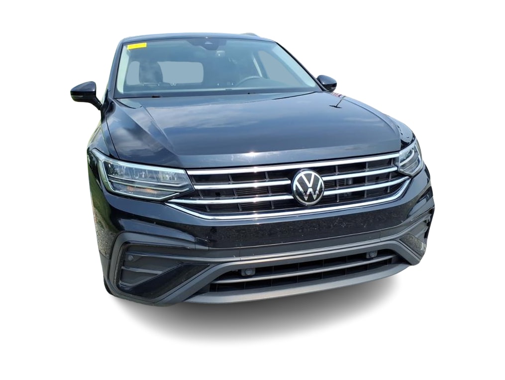 Thumbnail: 2022 Volkswagen Tiguan - 8