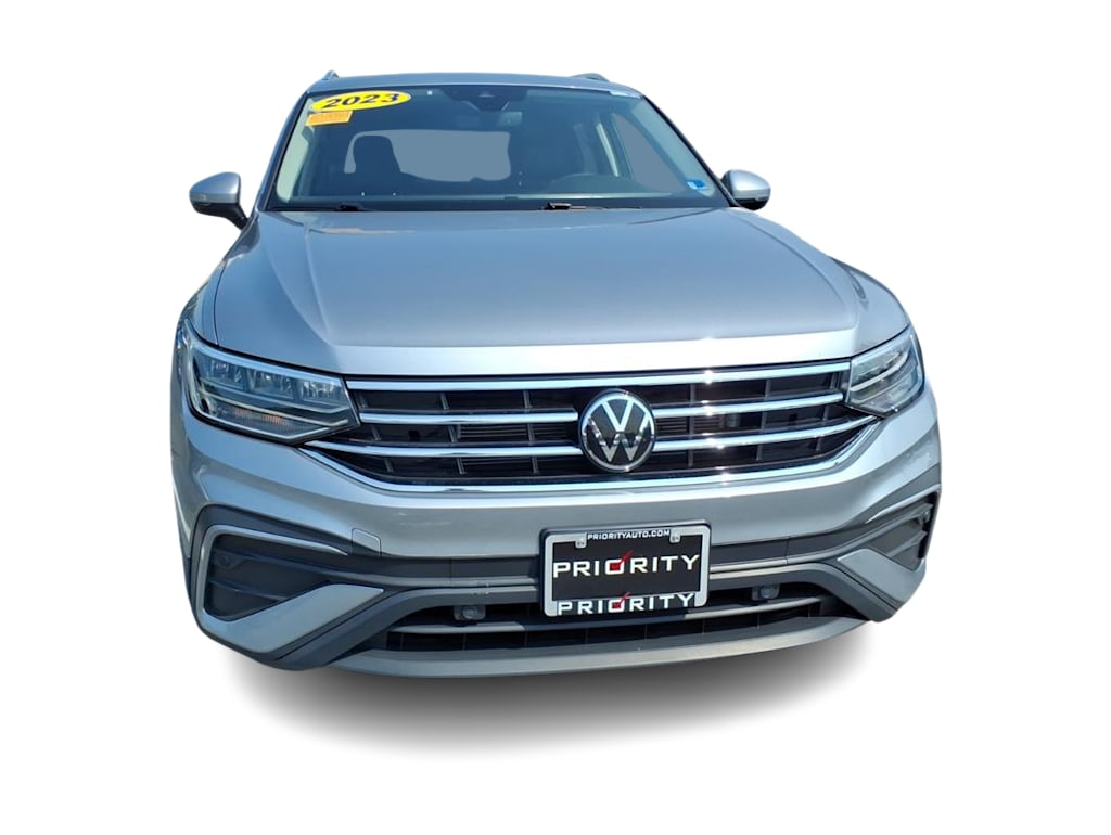 Thumbnail: 2023 Volkswagen Tiguan - 7