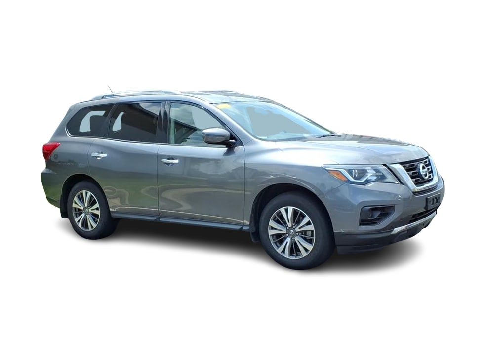 Thumbnail: 2017 Nissan Pathfinder - 9