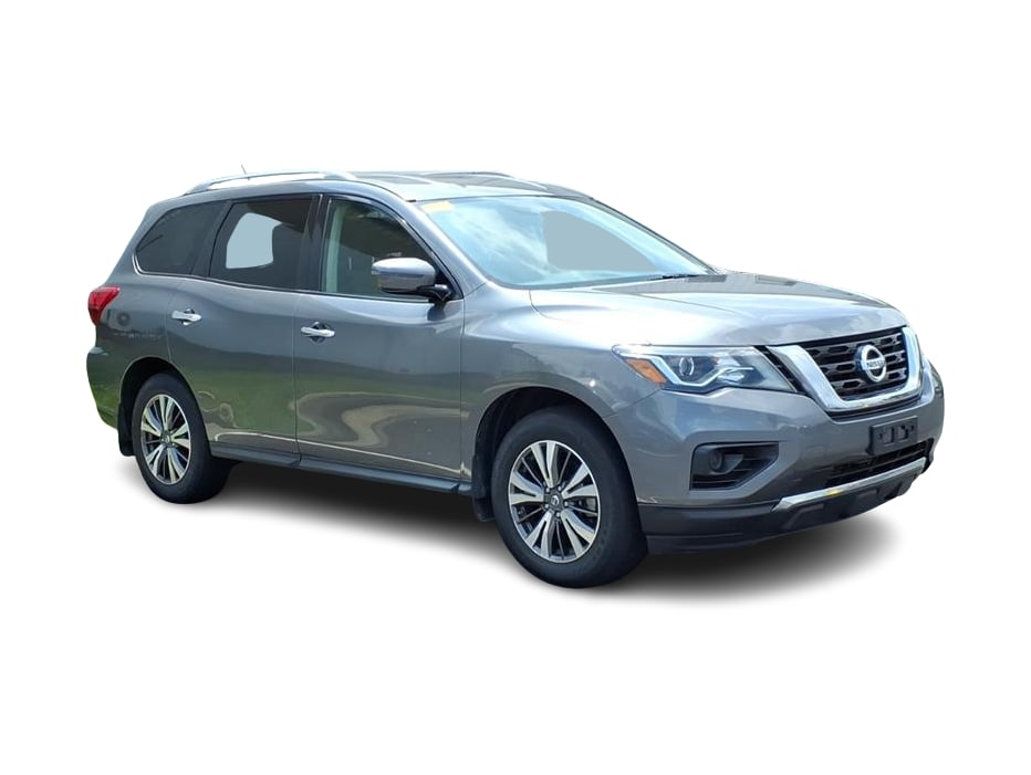 Thumbnail: 2017 Nissan Pathfinder - 8