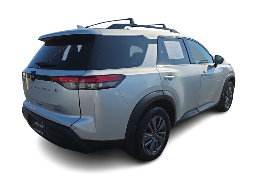 Thumbnail: 2022 Nissan Pathfinder - 20