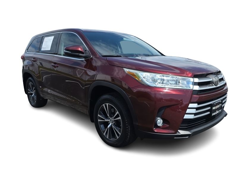 Thumbnail: 2018 Toyota Highlander - 18