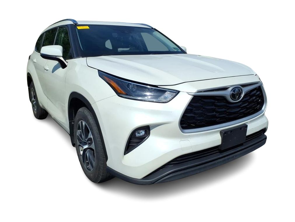 Thumbnail: 2021 Toyota Highlander - 2