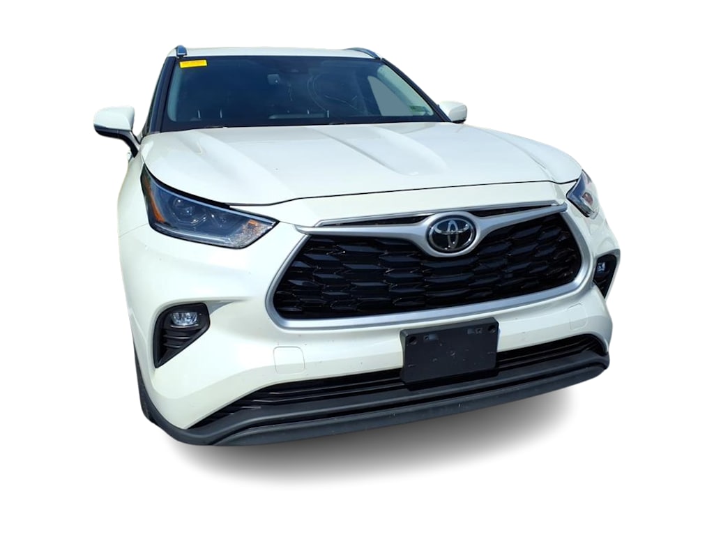 Thumbnail: 2021 Toyota Highlander - 9