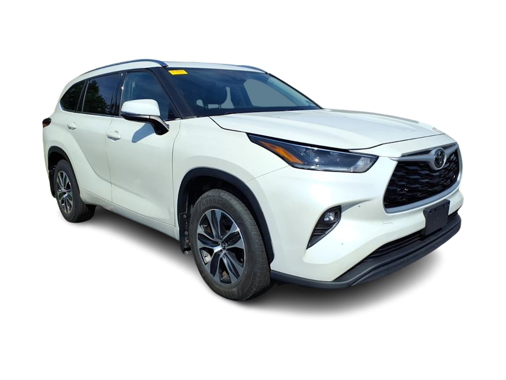 Thumbnail: 2021 Toyota Highlander - 12