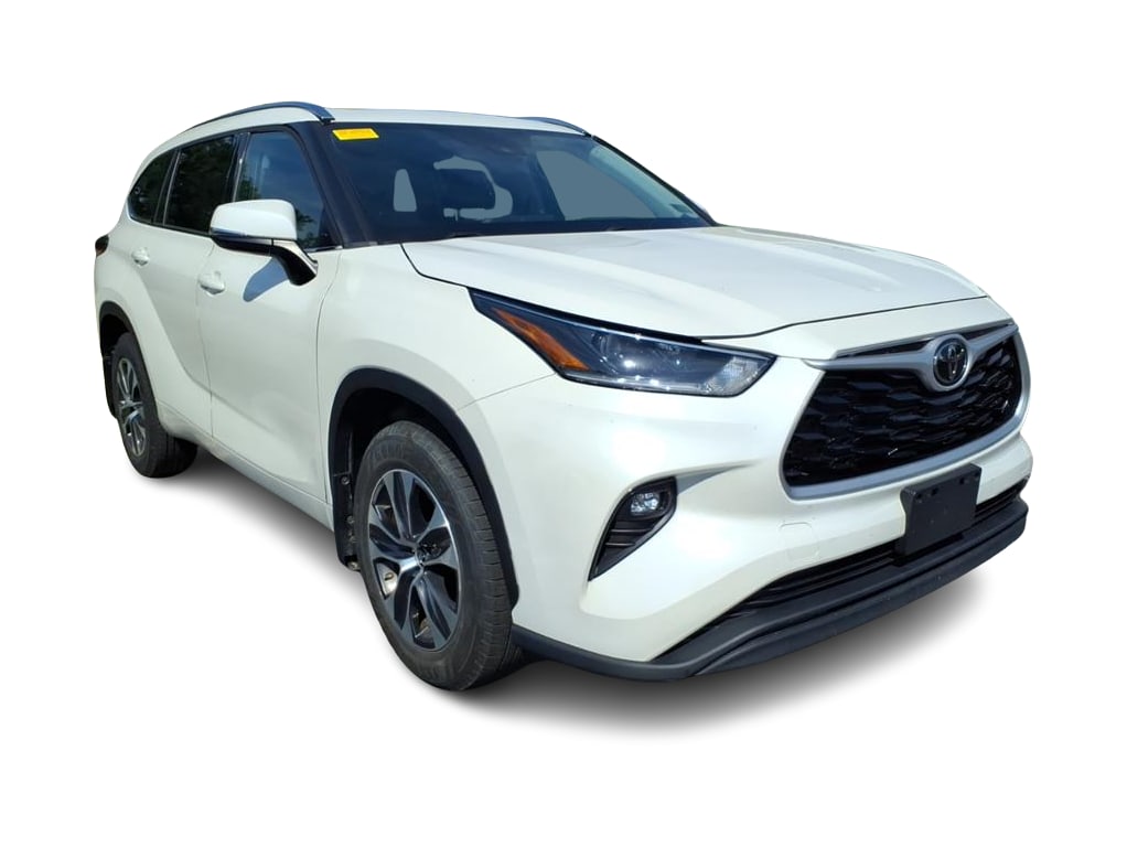 Thumbnail: 2021 Toyota Highlander - 11