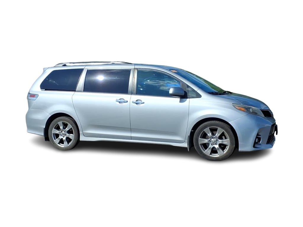Thumbnail: 2019 Toyota Sienna - 9