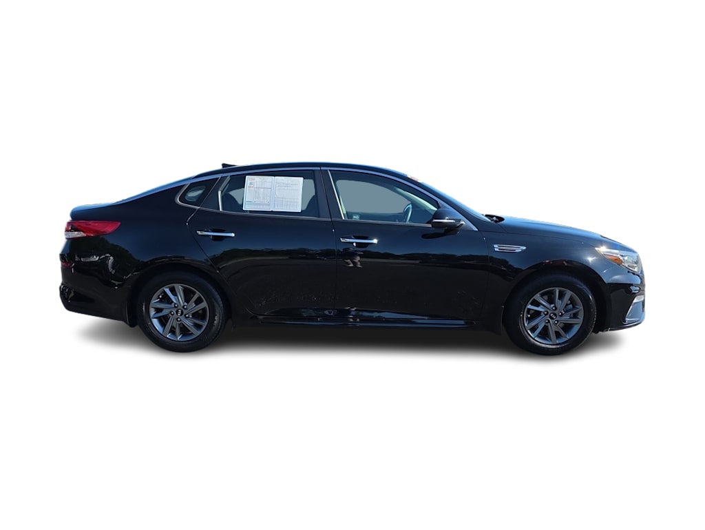 Thumbnail: 2019 Kia Optima - 16