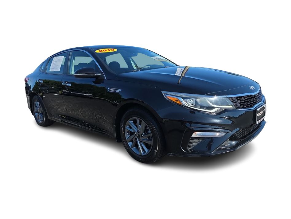 Thumbnail: 2019 Kia Optima - 18