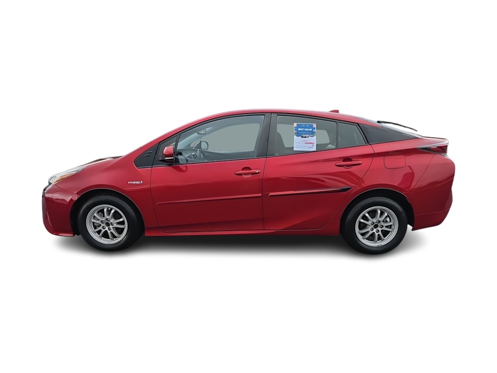 Thumbnail: 2017 Toyota Prius - 3