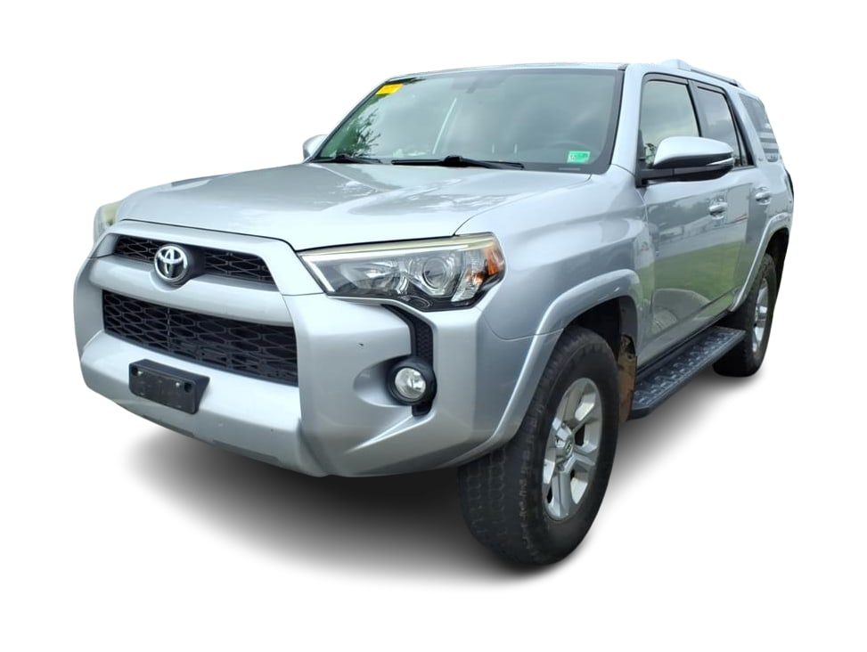 Thumbnail: 2016 Toyota 4Runner - 3