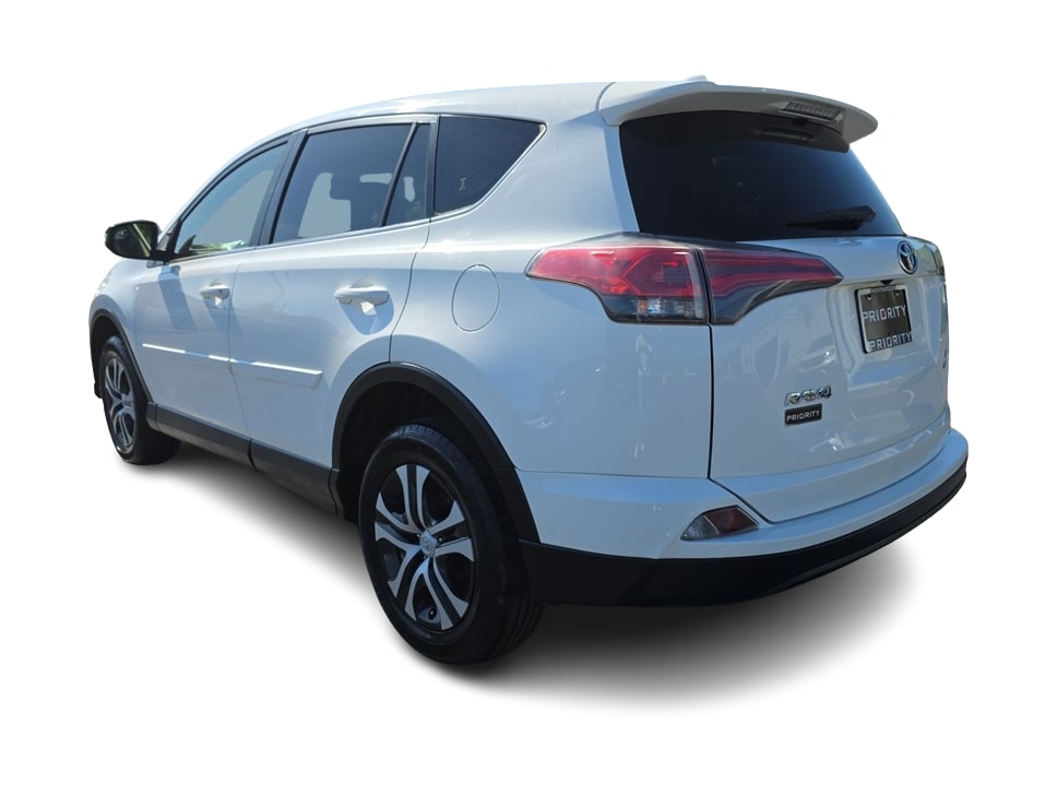 Thumbnail: 2018 Toyota RAV4 - 4