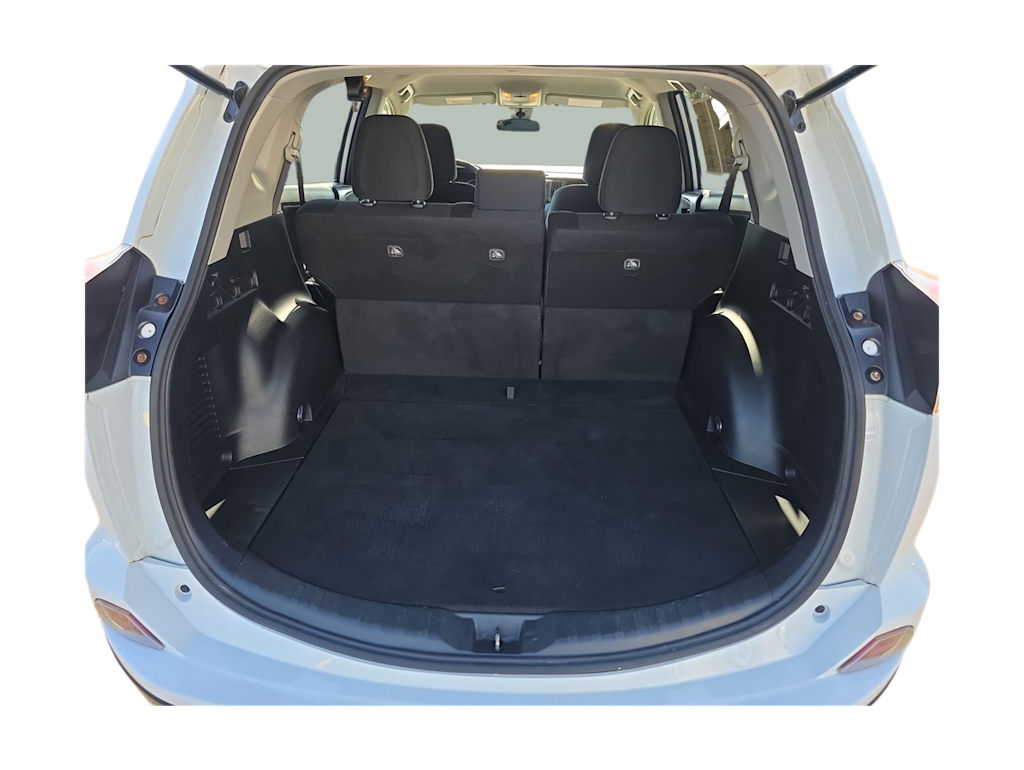 Thumbnail: 2018 Toyota RAV4 - 17