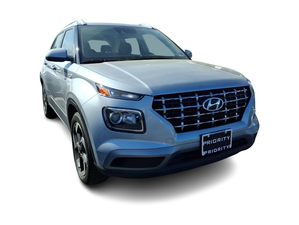 Thumbnail: 2022 Hyundai Venue - 10