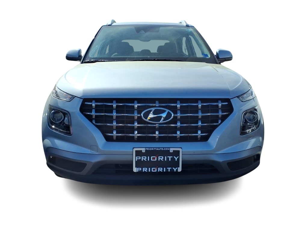 Thumbnail: 2022 Hyundai Venue - 7