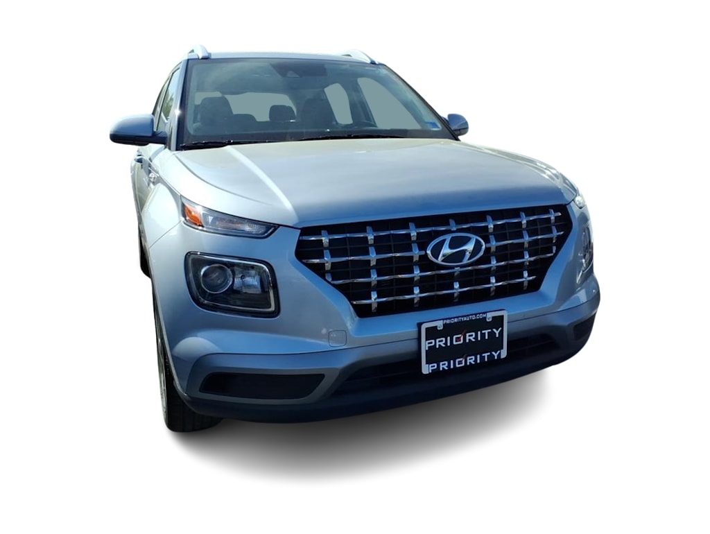 Thumbnail: 2022 Hyundai Venue - 9