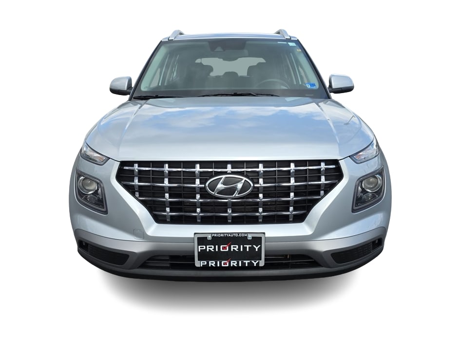Thumbnail: 2022 Hyundai Venue - 6
