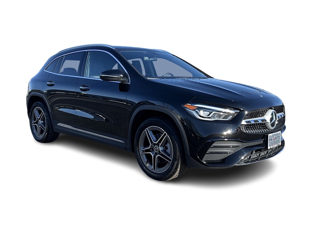 Thumbnail: 2023 Mercedes-Benz GLA - 19