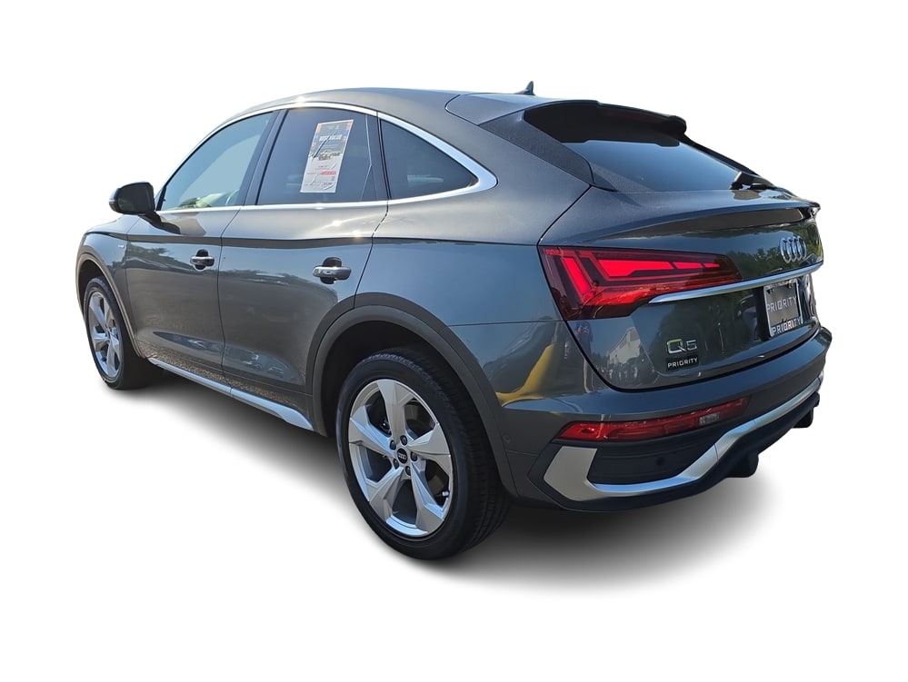Thumbnail: 2021 Audi Q5 - 4