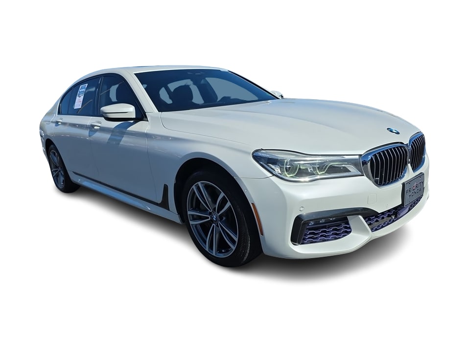Thumbnail: 2017 BMW 7 Series - 18