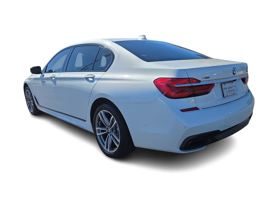 Thumbnail: 2017 BMW 7 Series - 4