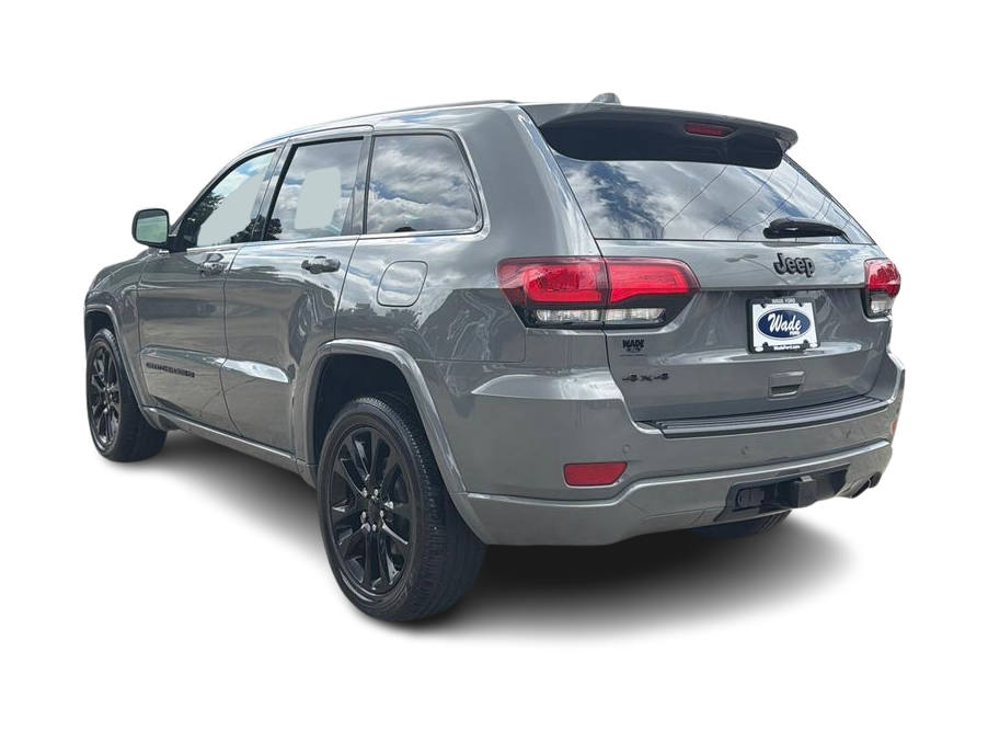 Thumbnail: 2022 Jeep Grand Cherokee - 4