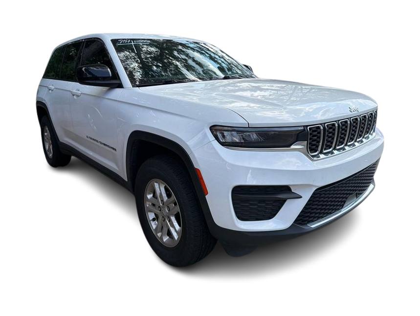 Thumbnail: 2022 Jeep Grand Cherokee - 8