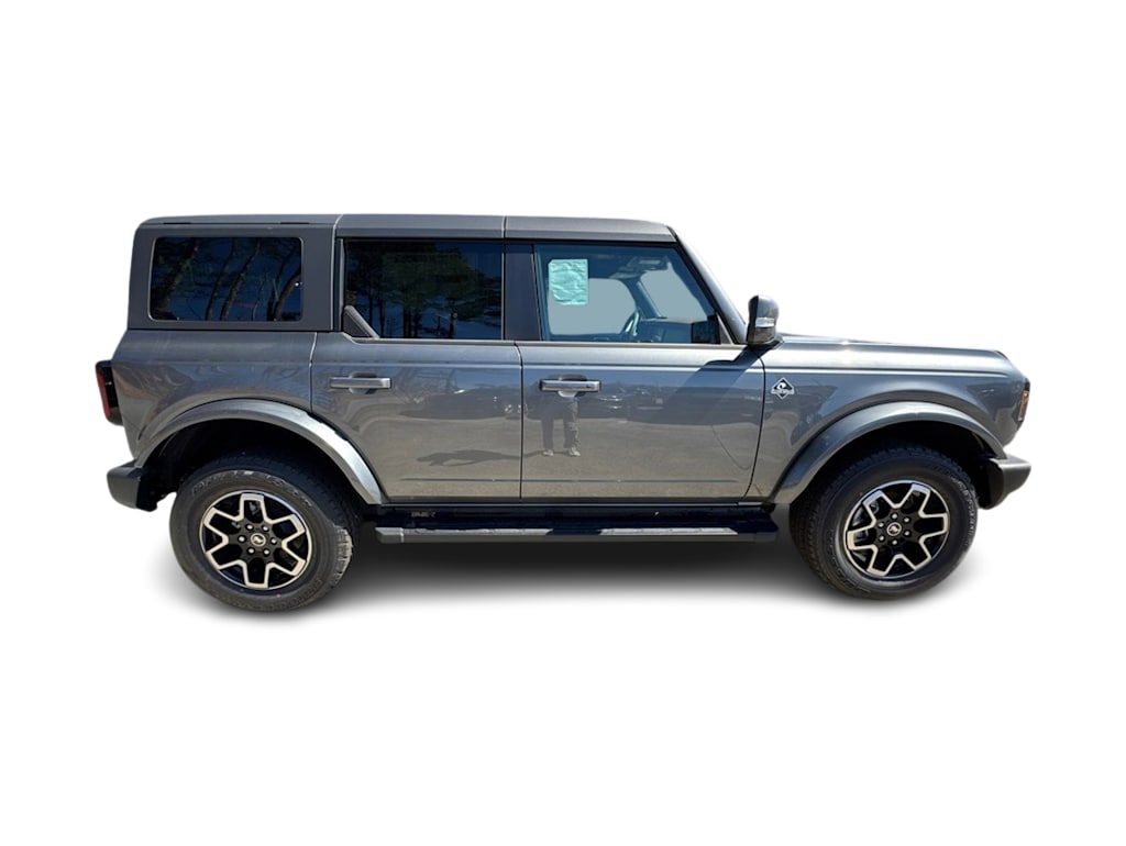 2024 Ford Bronco Outer Banks 20