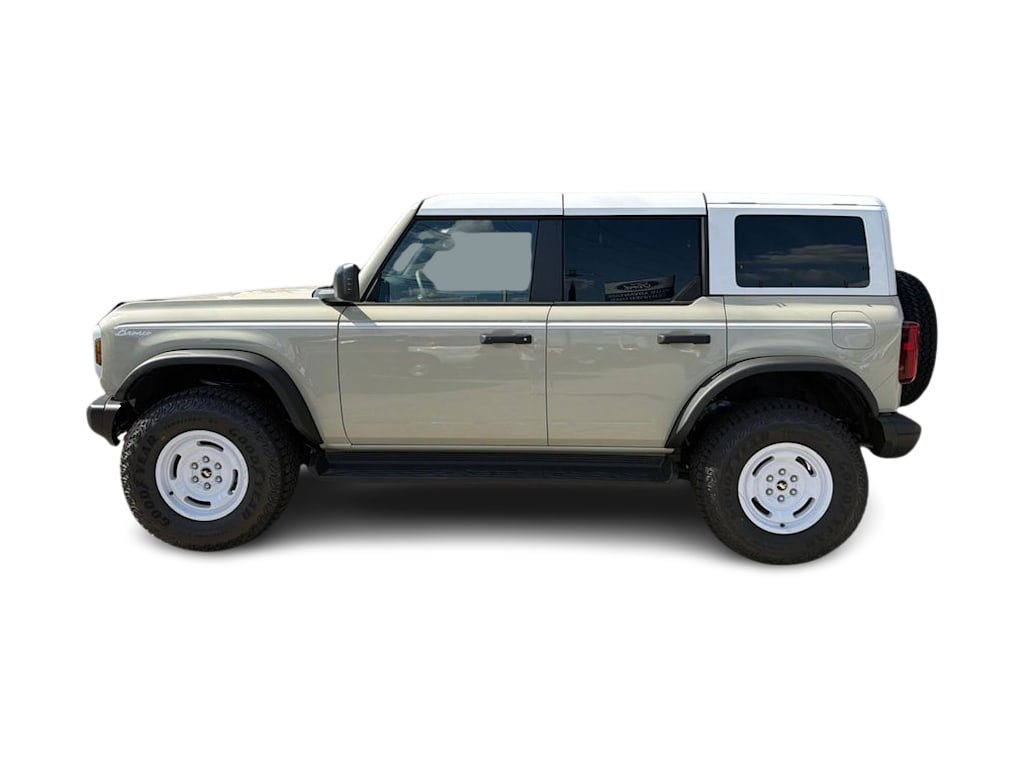 Thumbnail: 2026 Ford Bronco - 3