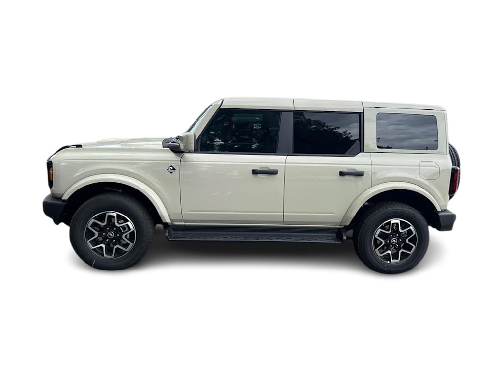 Thumbnail: 2026 Ford Bronco - 3