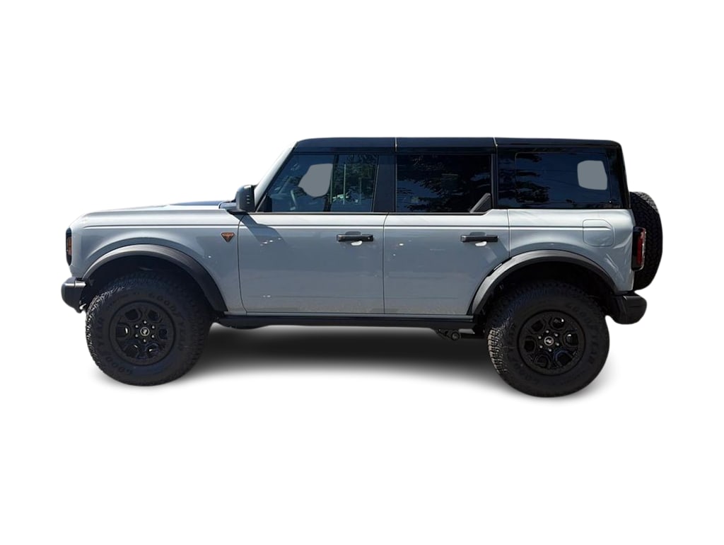Thumbnail: 2026 Ford Bronco - 3