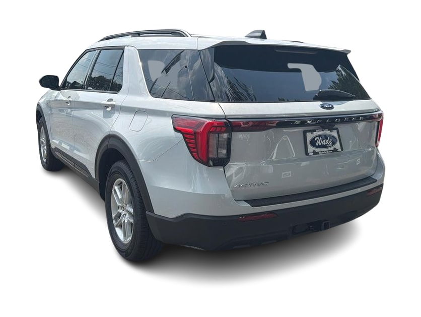 Thumbnail: 2026 Ford Explorer - 4