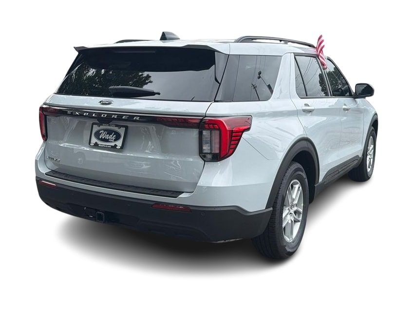 Thumbnail: 2026 Ford Explorer - 21