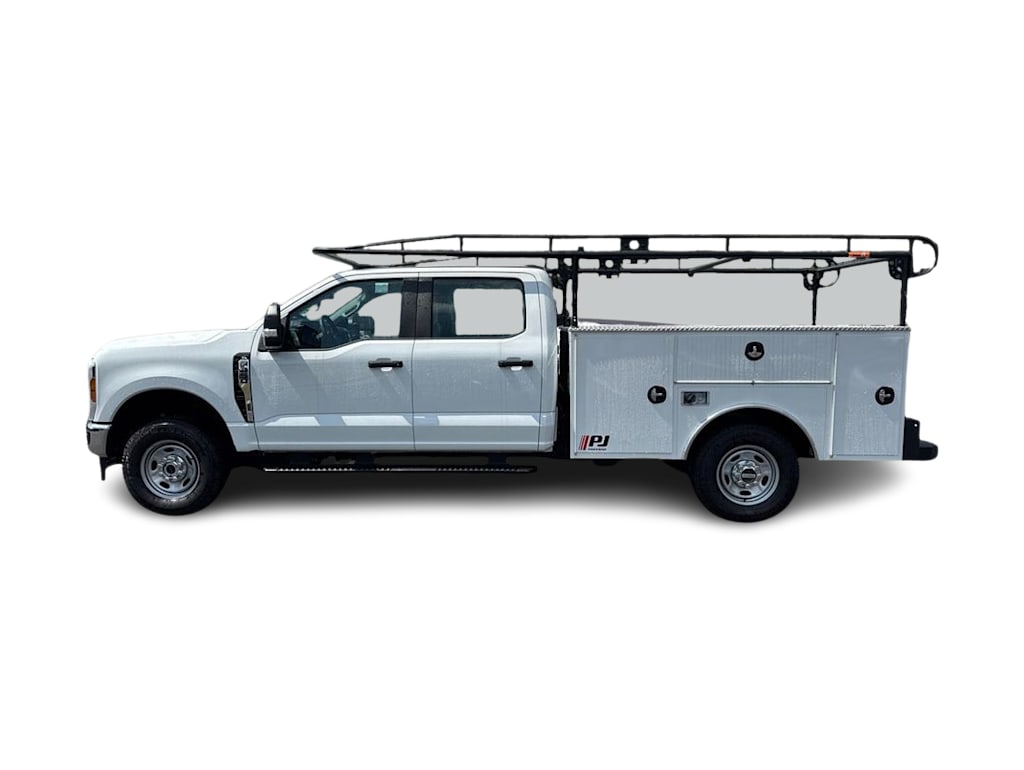 Thumbnail: 2025 Ford F-250 - 3