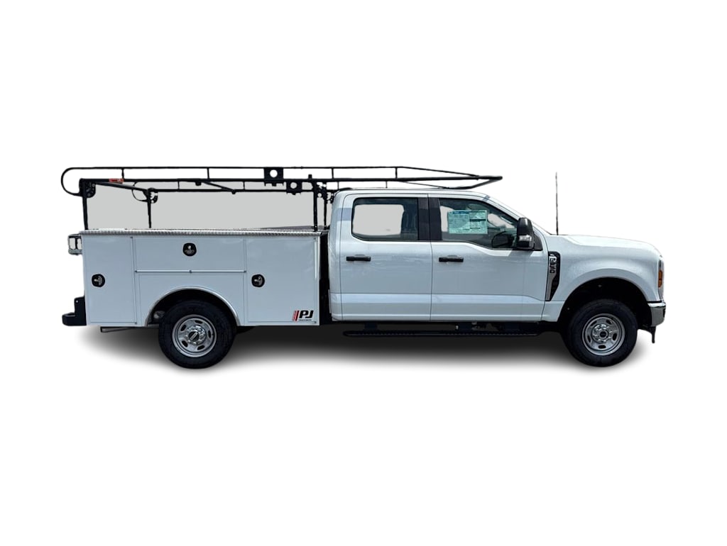 Thumbnail: 2025 Ford F-250 - 18
