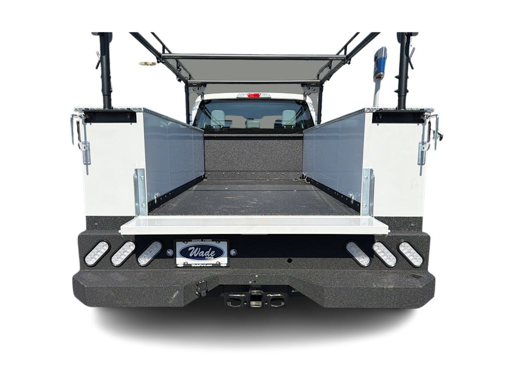 Thumbnail: 2025 Ford F-350 - 46