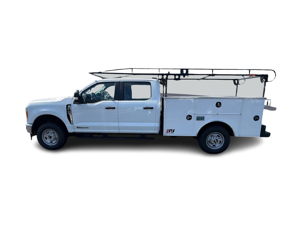 Thumbnail: 2025 Ford F-350 - 3