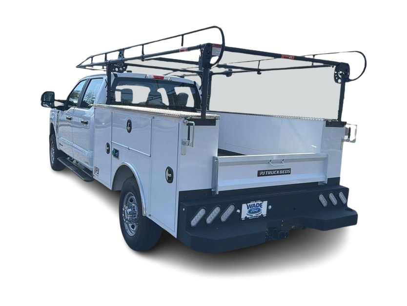 Thumbnail: 2025 Ford F-350 - 21