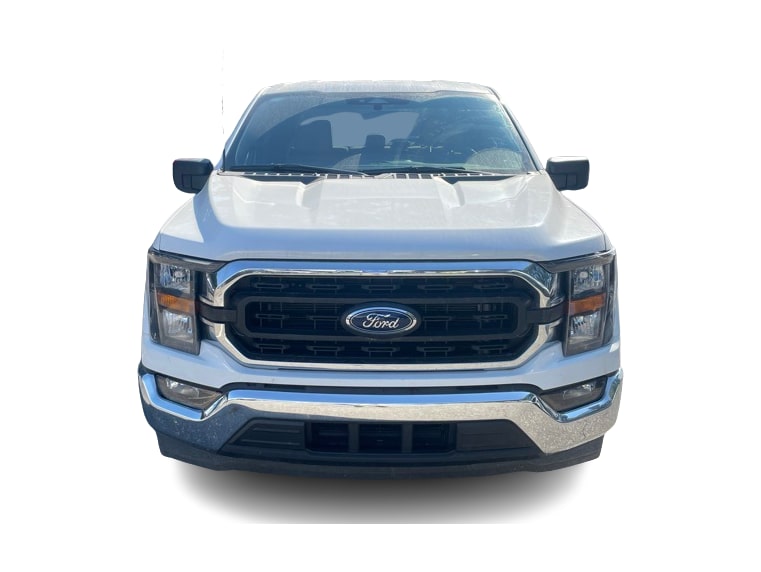 2023 Ford F-150 XLT 2